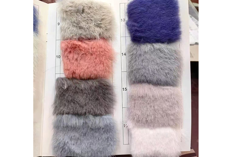 1100mg * 165cm Büyük tavşan kürkü peluş kumaş 1100mg * 165cm Büyük tavşan kürkü peluş kumaş