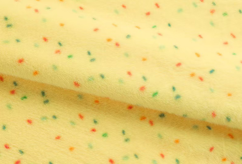 Renkli noktalı saf polyester suni vizon baskı Renkli noktalı saf polyester suni vizon baskı